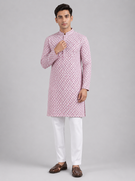 Classic Ivory Embroidered Kurta Set Featuring Timeless Elegance