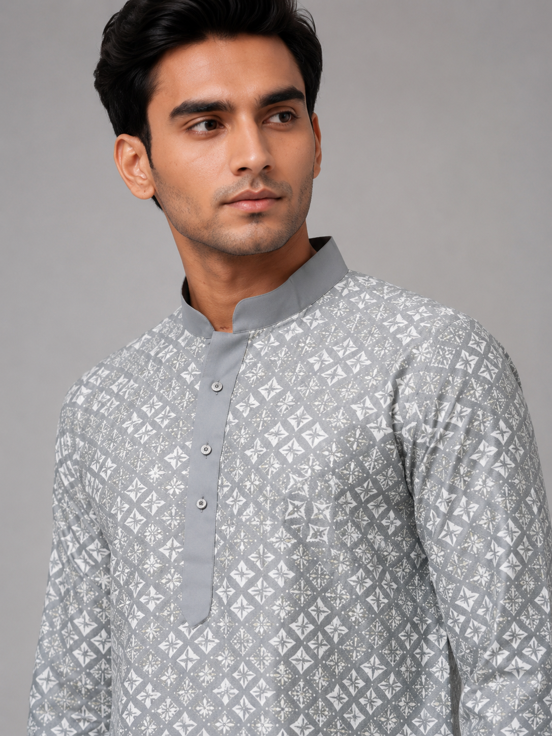Classic Grey Embroidered Kurta Set Featuring Refined Elegance