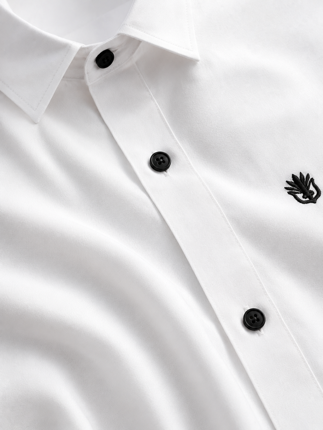 Classic White Cotton Shirt for Timeless Professional Elegance
