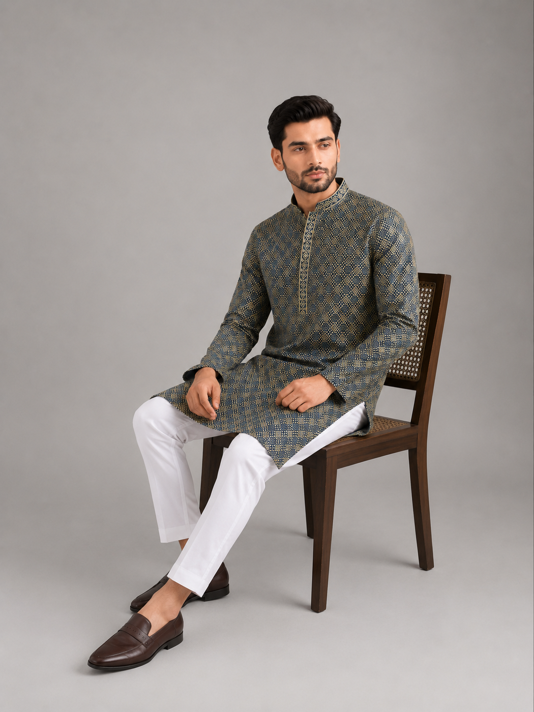 Classic Grey Chikankari Craftsmanship
