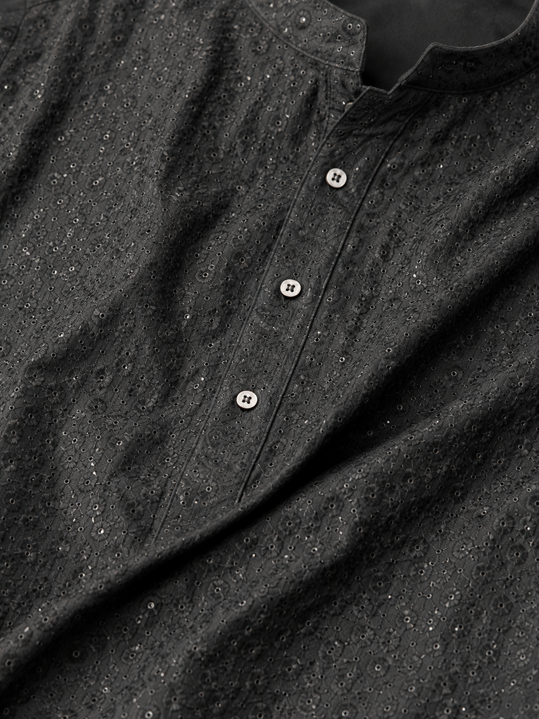 Heritage Grey Embroidered Kurta with Sophisticated Craftsmanship